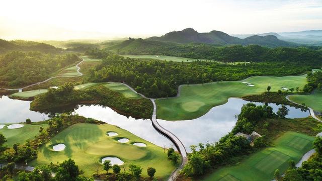 Four Vietnamese golf resorts among world's top 100 - Ảnh 1.